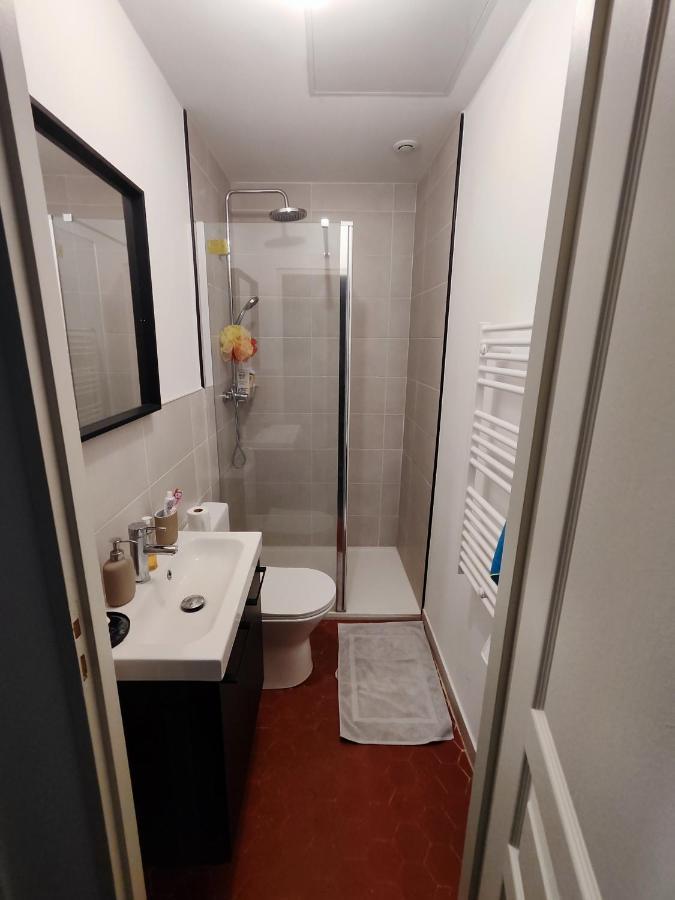 Bright And Modern 3-Bedroom Apartment, 90M2 With Air Condition, In Μπεζιέ Εξωτερικό φωτογραφία